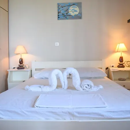 Asini Summer Retreats - Seaside Comfy Nests Apartment