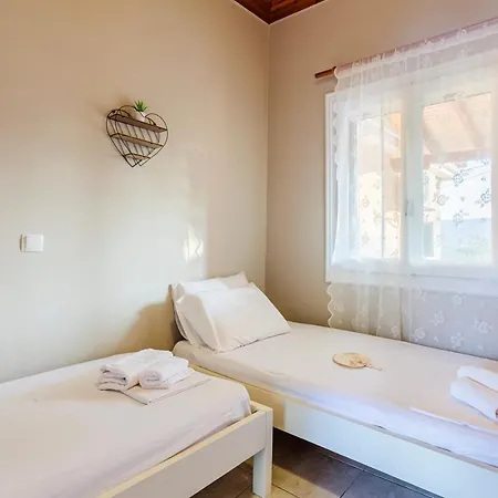 Asini Summer Retreats - Seaside Comfy Nests Koróni